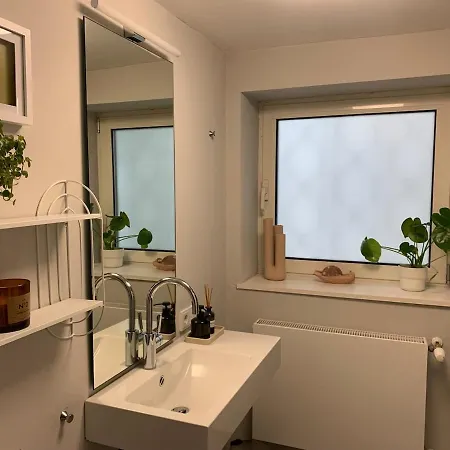 Appartement Komfortable Fuer Bis Zu 6 Personen In Rheinnaehe,messe,phantasialand *