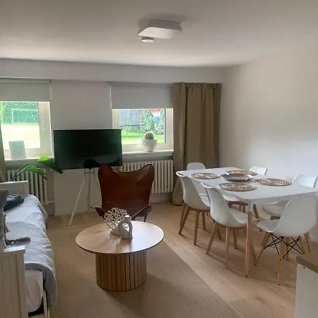 Komfortable Fuer Bis Zu 6 Personen In Rheinnaehe,messe,phantasialand * Bornheim (Rheinland)