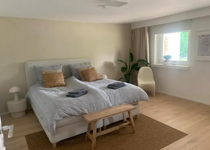 Komfortable Fuer Bis Zu 6 Personen In Rheinnaehe,messe,phantasialand * Bornheim (Rheinland)